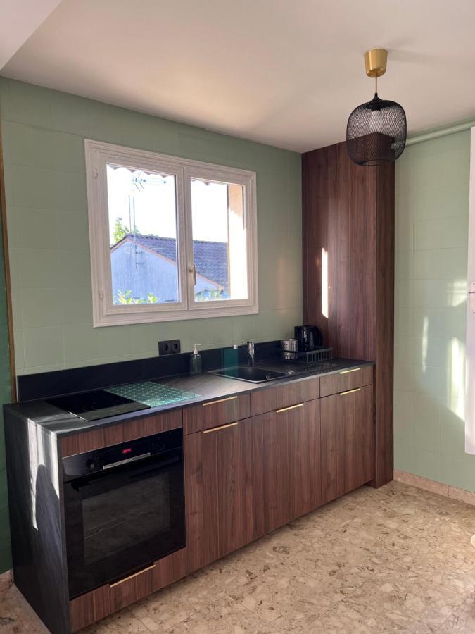 Maison Spacieuse Et Acces Independant Au Centre-Ville De Tournus Kültér fotó